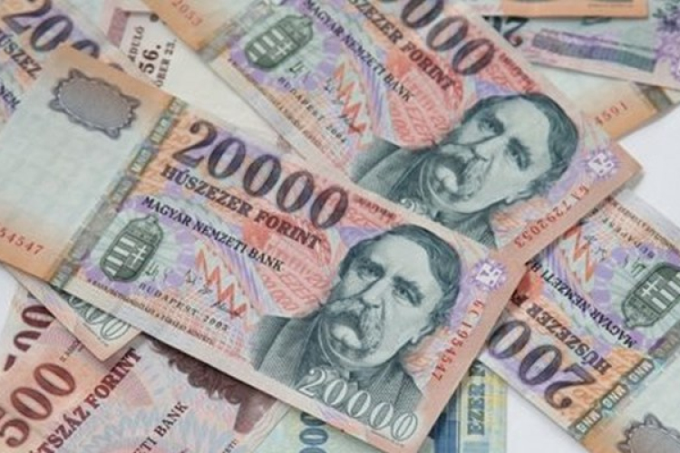180.000 Ft-ot loptak a huszonévesek