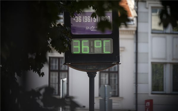 Hőség - BM: Kiadták a vörös kód figyelmeztetést