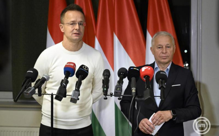 Szijjártó Péter német beavatkozási kísérletekről beszélt a magyar választásokba