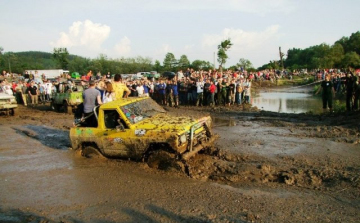 Ha Pünkösd, akkor Off Road